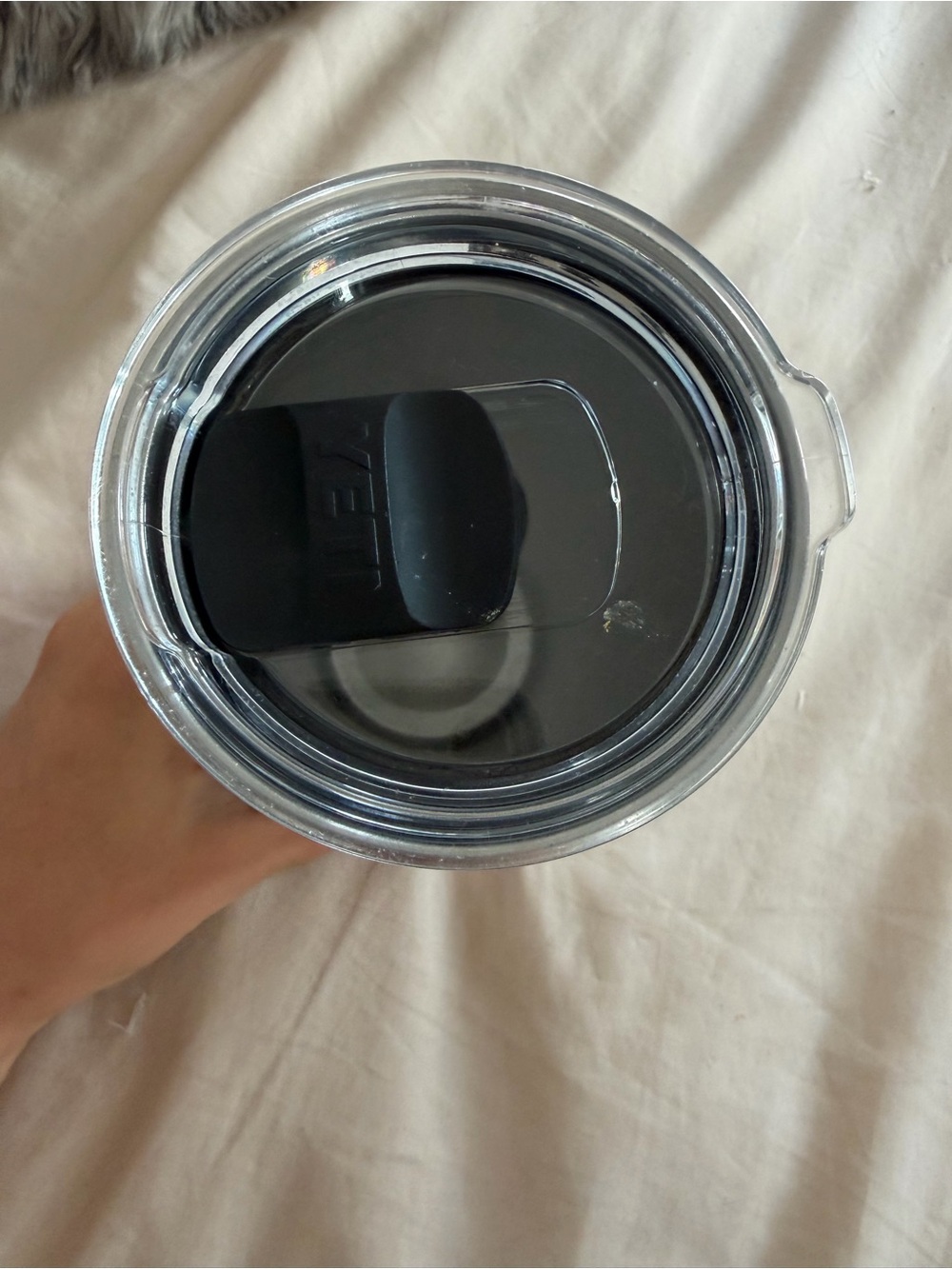 Yeti Rambler 20 Oz Tumbler With Magslider Lid - Picture 2 of 3